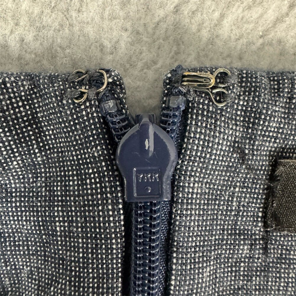 Banana Republic Womens Size 8 Blue Chambray Sleeveless Ruffle Front Top - Picture 4 of 11